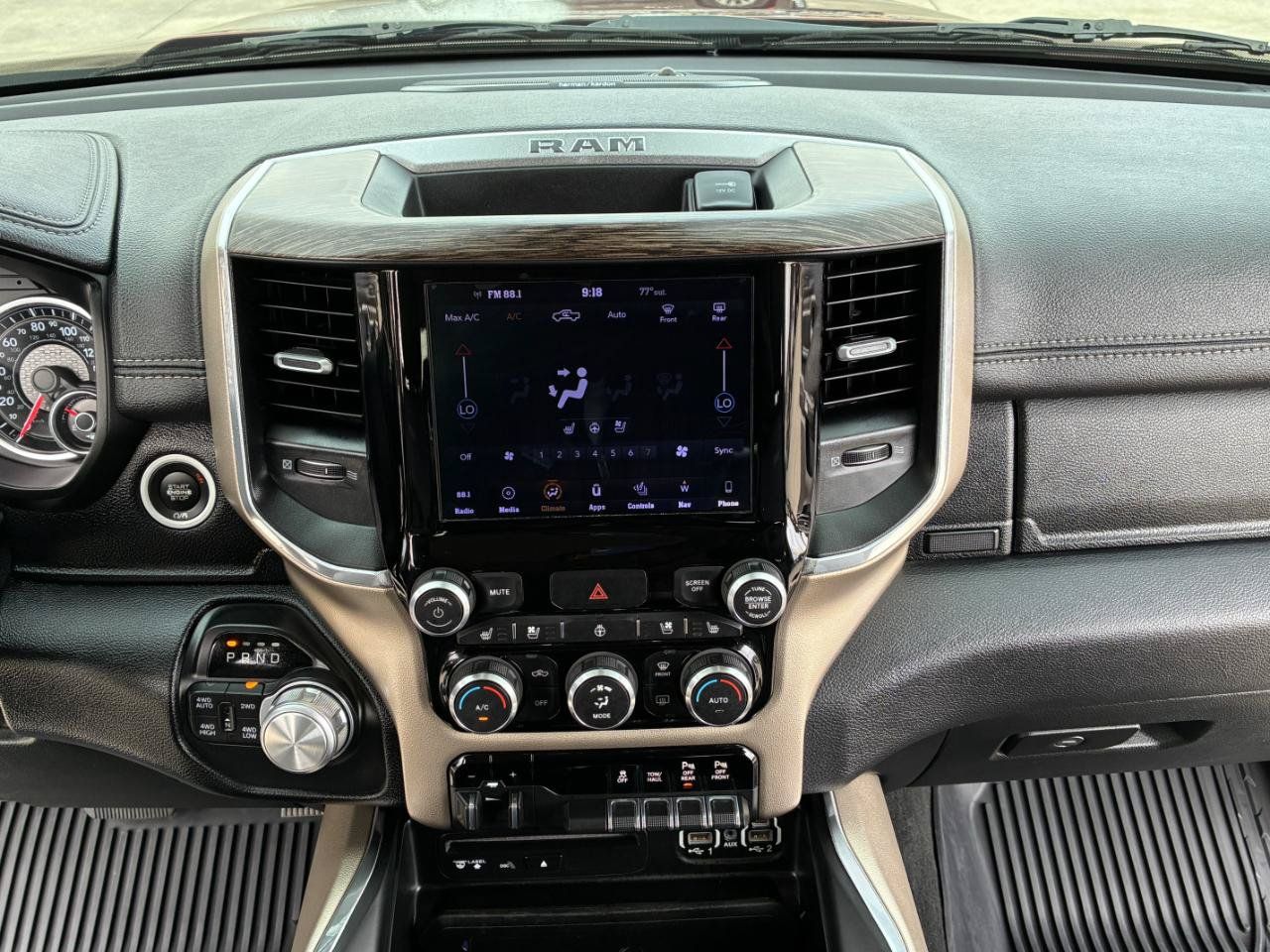 Used 2019 RAM 1500 Laramie AWD/4WD image 21