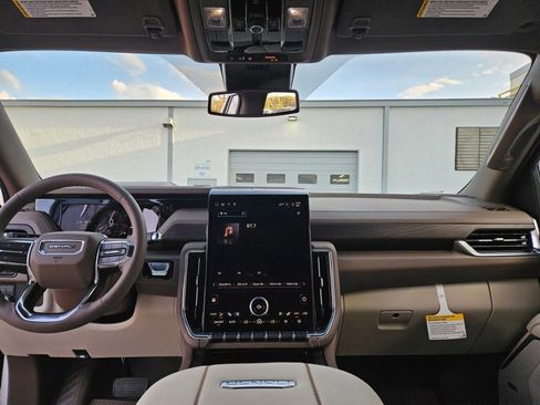 New 2026 GMC Yukon Denali image 26
