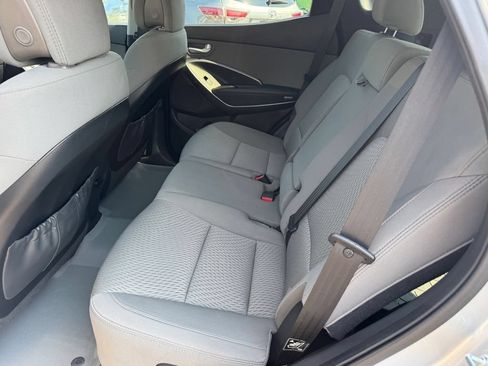 Used 2017 Hyundai Santa Fe Sport AWD/4WD image 10