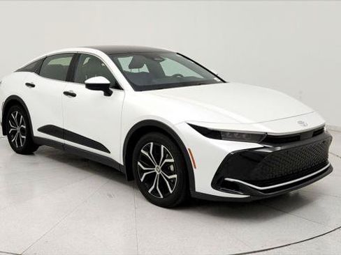 Certified 2023 Toyota Crown AWD/4WD image 1