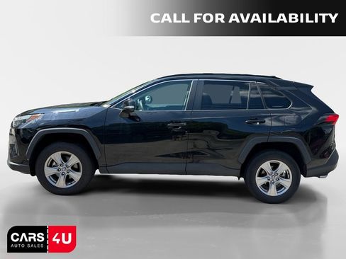 Used 2023 Toyota RAV4 XLE FWD image 4
