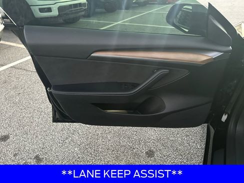 Used 2022 Tesla Model 3 Performance image 10