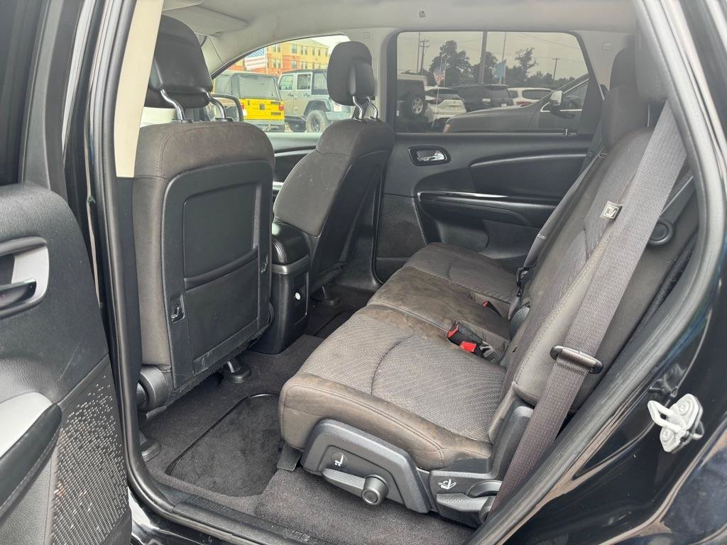 Used 2017 Dodge Journey SXT w/ Premium Group FWD image 14