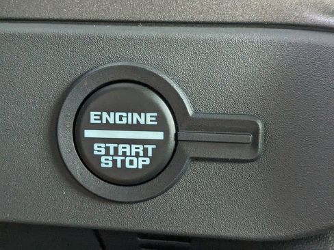 New 2025 Ford Bronco Badlands w/ Sasquatch Package image 29