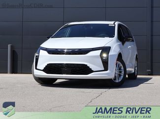 New 2027 Chrysler Pacifica Select FWD 360° Tour