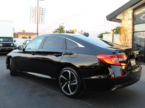 Used 2019 Honda Accord Sport image 3
