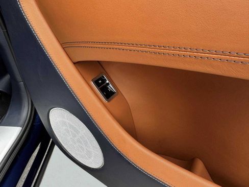 Used 2023 Bentley Bentayga Extended Wheelbase image 64