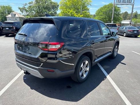 Used 2023 Honda Pilot EX-L image 7