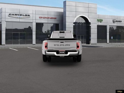 New 2026 RAM 3500 Laramie w/ Towing Technology Group AWD/4WD image 4