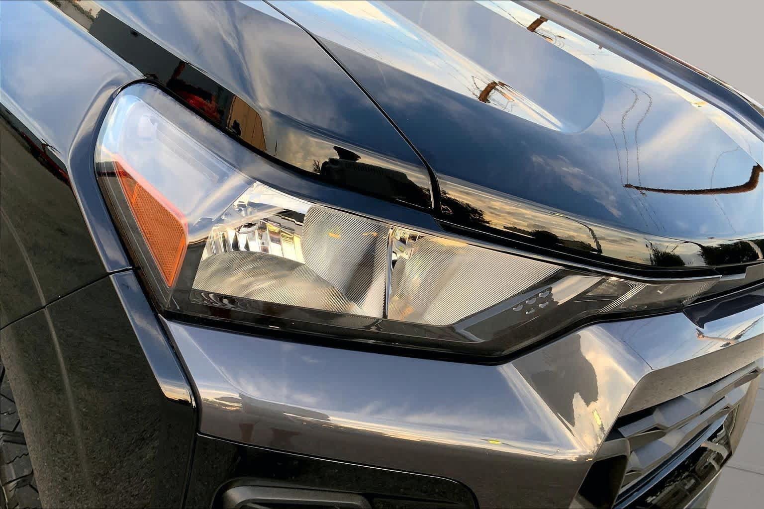 Used 2023 Chevrolet Colorado LT w/ LT Convenience Package RWD image 28