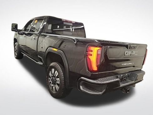 Used 2024 GMC Sierra 2500 Denali w/ Denali Reserve Package image 7