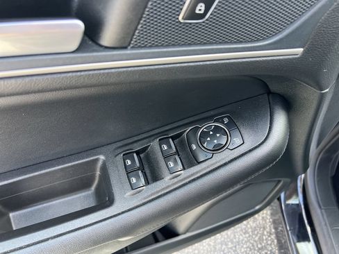 Used 2023 Ford Edge SEL AWD/4WD image 15