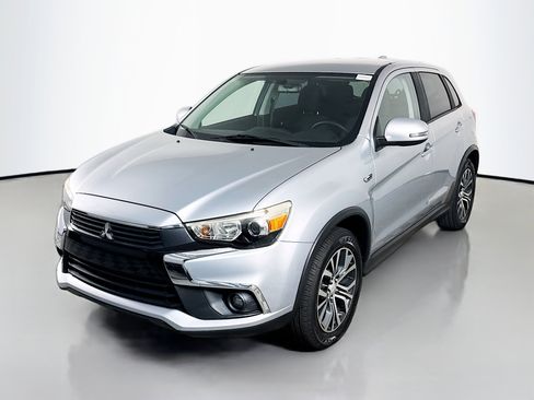 Used 2017 Mitsubishi Outlander Sport LE FWD image 4