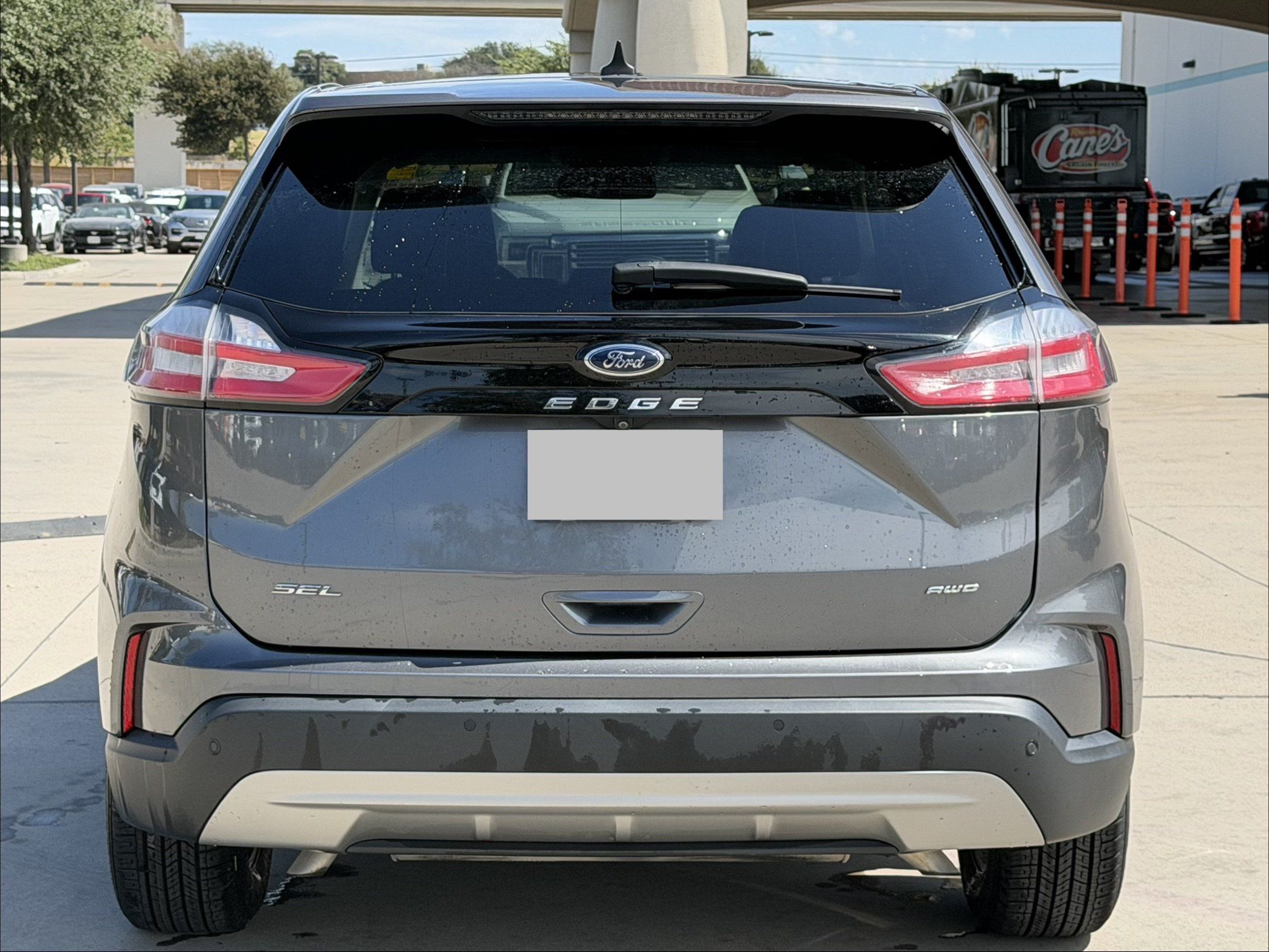Used 2024 Ford Edge SEL AWD/4WD image 5