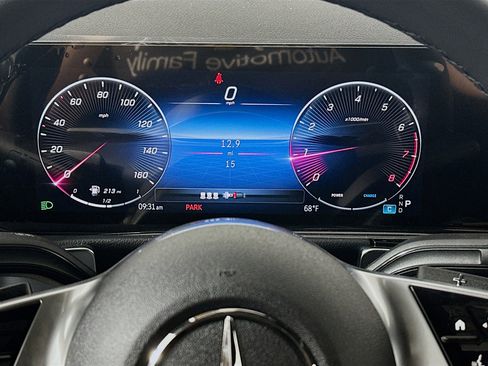 New 2026 Mercedes-Benz GLB 250 4MATIC image 12
