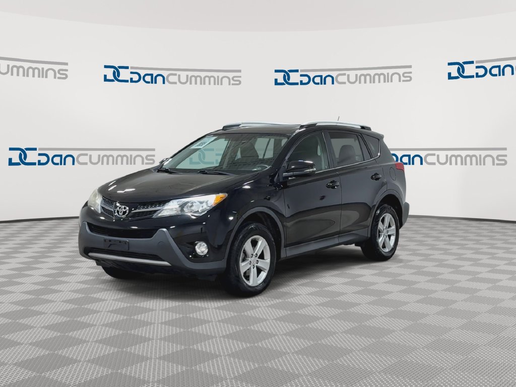 Used 2014 Toyota RAV4 XLE AWD/4WD image 3