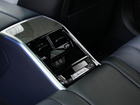 Used 2023 BMW M850i Gran Coupe xDrive image 28