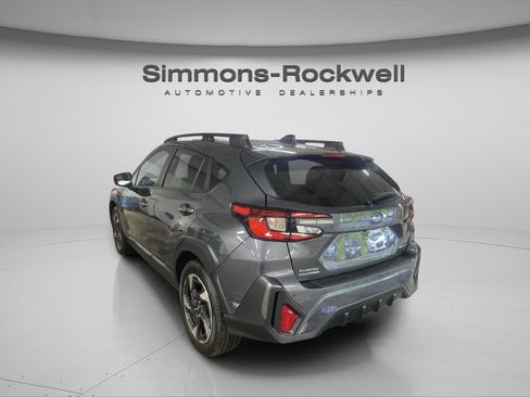 Used 2024 Subaru Crosstrek 2.5i Limited AWD/4WD image 3