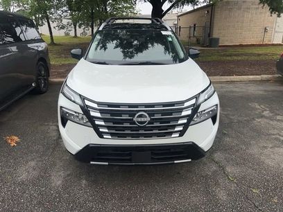 Used 2025 Nissan Rogue Platinum w/ Platinum Premium Package
