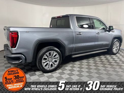 Used 2022 GMC Sierra 1500 Denali w/ Denali Premium Package AWD/4WD image 2