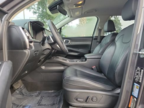 Used 2022 Kia Sorento S FWD image 20