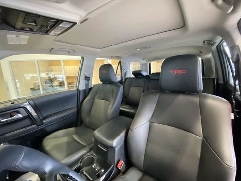 Used 2020 Toyota 4Runner Venture w/ Moonroof Package image 13