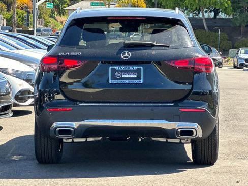 New 2025 Mercedes-Benz GLA 250 image 4