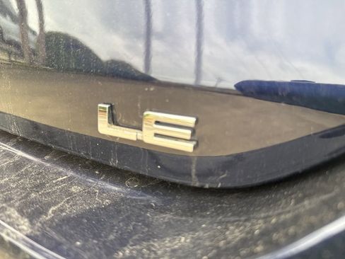 Used 2023 Toyota Highlander LE image 12