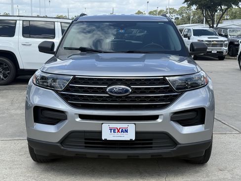 Used 2022 Ford Explorer XLT RWD image 10
