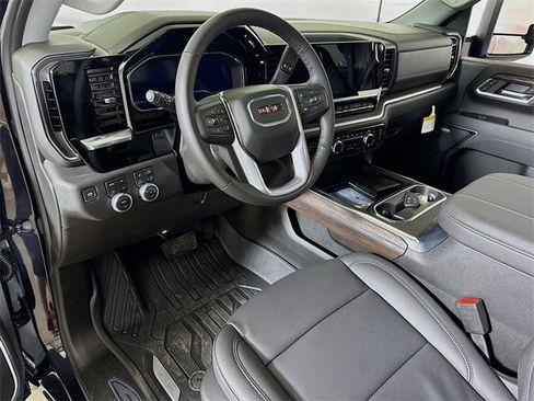 New 2025 GMC Sierra 2500 SLT w/ Texas SLT Premium Package image 5