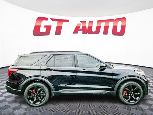 Used 2024 Ford Explorer ST w/ Equipment Group 401A image 8