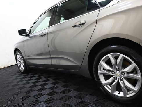 Used 2018 Chevrolet Impala LT FWD image 13