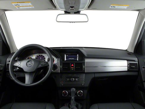 Used 2010 Mercedes-Benz GLK 350 4MATIC image 7