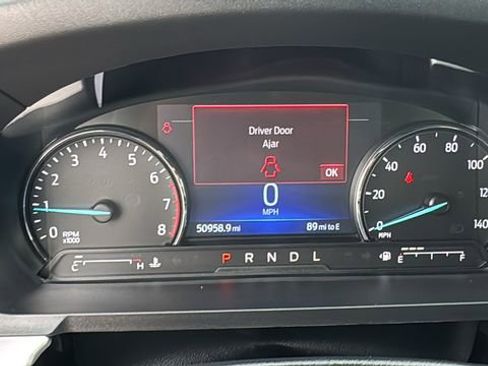 Certified 2022 Ford Explorer XLT w/ Equipment Group 202A image 17