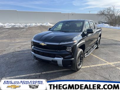 Used 2025 Chevrolet Silverado EV LT