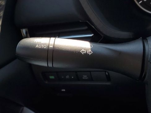 Certified 2025 Nissan Sentra SR w/ SR Premium Package image 12