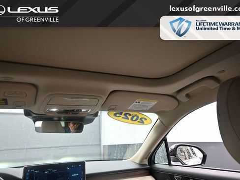 Used 2025 Lincoln Corsair Reserve FWD image 23