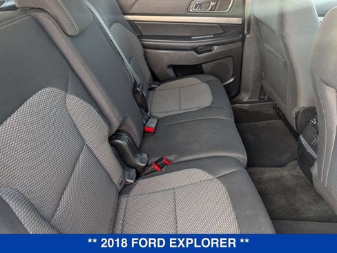 Used 2018 Ford Explorer XLT w/ Equipment Group 201A AWD/4WD image 57
