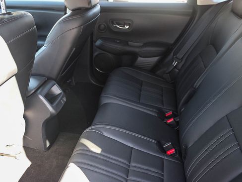 Used 2024 Honda HR-V EX-L image 19