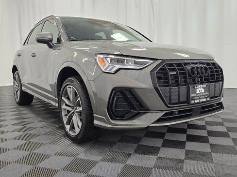 New 2025 Audi Q3 2.0T Premium image 8