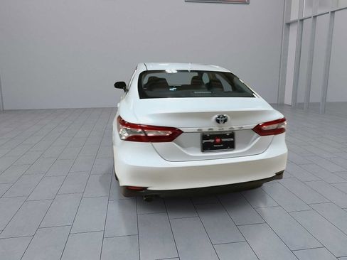 Certified 2018 Toyota Camry XLE w/ Audio Package FWD image 7