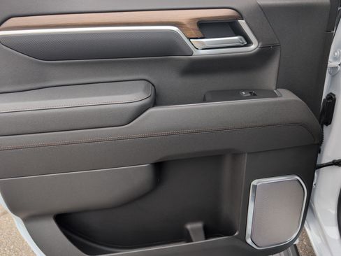 New 2026 Chevrolet Silverado 1500 High Country AWD/4WD image 29