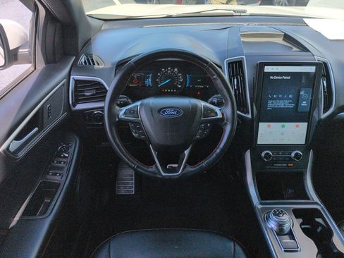 Certified 2024 Ford Edge ST-Line w/ Cargo Accessory Package AWD/4WD image 16