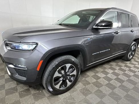 Used 2023 Jeep Grand Cherokee 4WD 4xe image 7