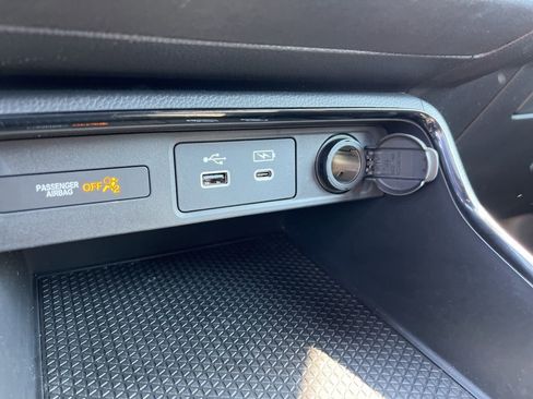 Used 2025 Honda CR-V Sport image 33