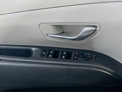 Used 2025 Hyundai Tucson SEL AWD/4WD image 14
