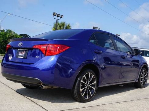 Used 2018 Toyota Corolla SE FWD image 4