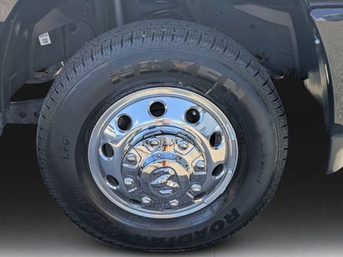 Used 2026 RAM 3500 Laramie AWD/4WD image 9