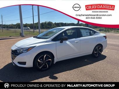 New 2025 Nissan Versa SR w/ Trunk Package