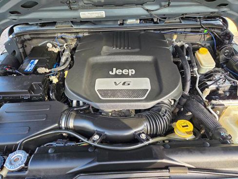 Used 2015 Jeep Wrangler Sport w/ Quick Order Package 24S image 21